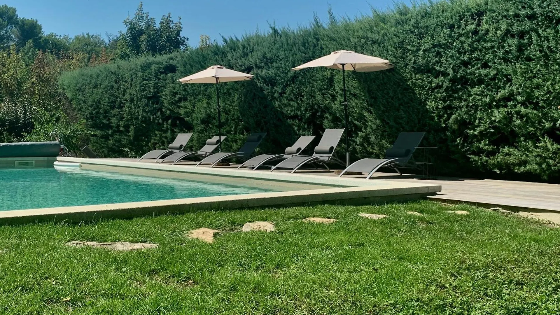 Le Murier Lourmarin 0*,  France